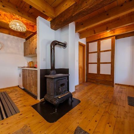 Beautiful Cottage With Heated Pool For 22 Ppl Plaški Buitenkant foto